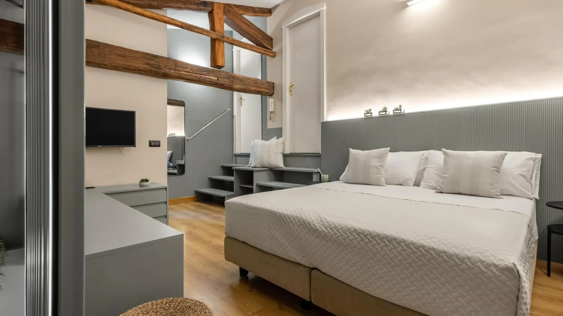 Cathedral Room&Loft Palermo Holiday home